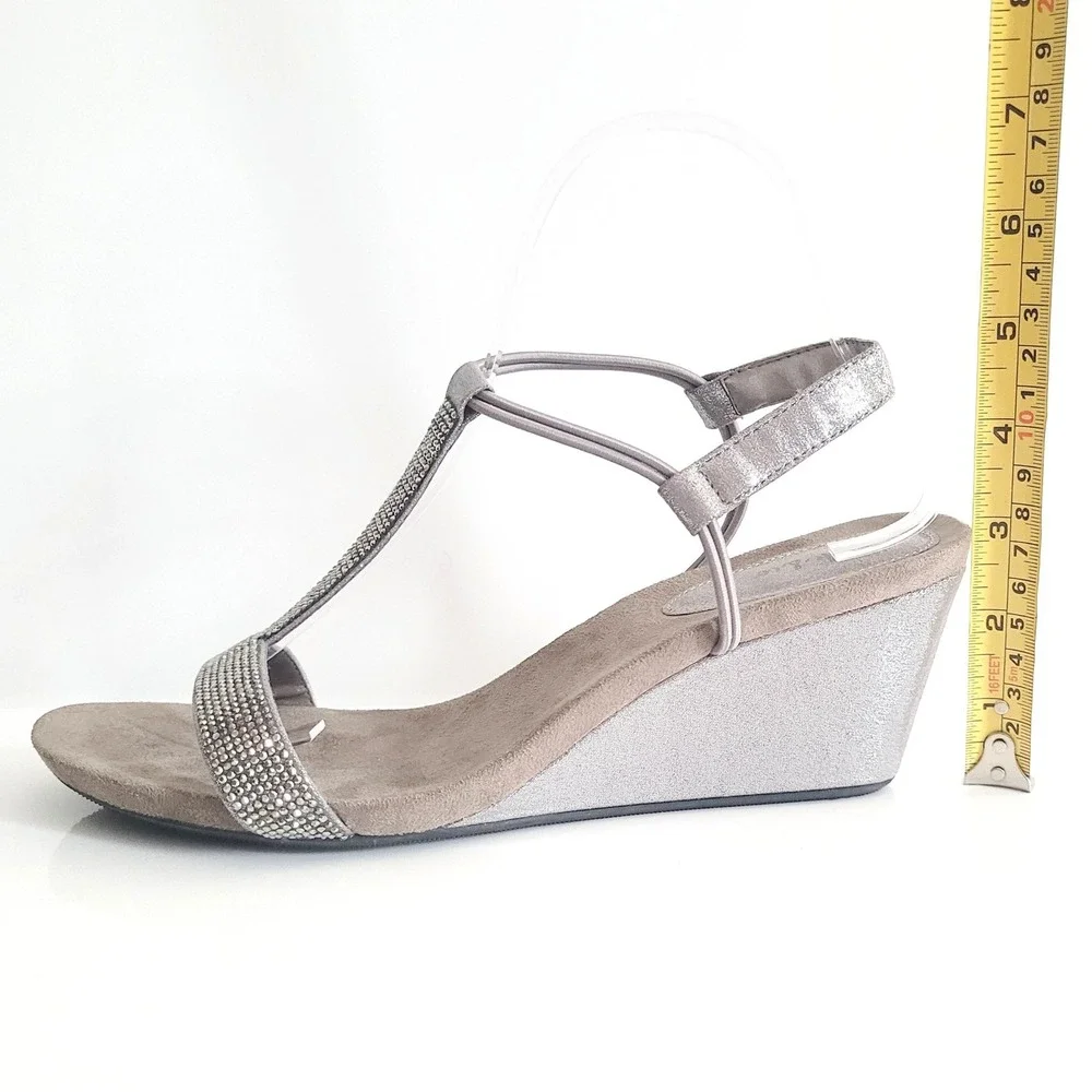 Style & Co Mulan Embellished Wedge Sandals 9M Silver Grey Rhinestone T-strap Y2K